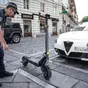 Monopattini elettrici: perché l'effetto catapulta causa traumi cranici tripli rispetto alla moto