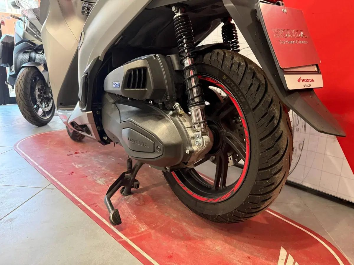Honda SH 350 Sport (2021 - 24) (11)