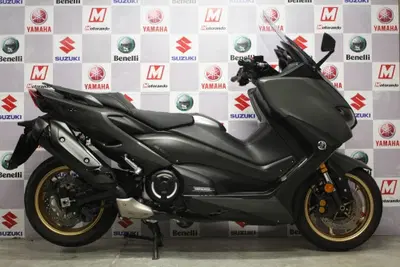 Yamaha T-Max 560 Tech Max (2021) usata