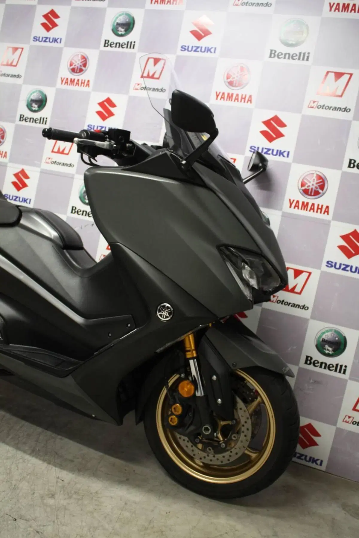 Yamaha T-Max 560 Tech Max (2021) (3)