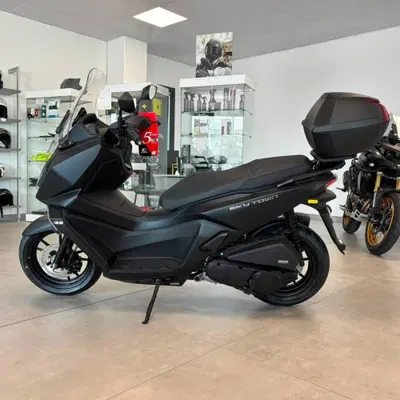 Kymco Skytown 125i (2024 - 26) nuova