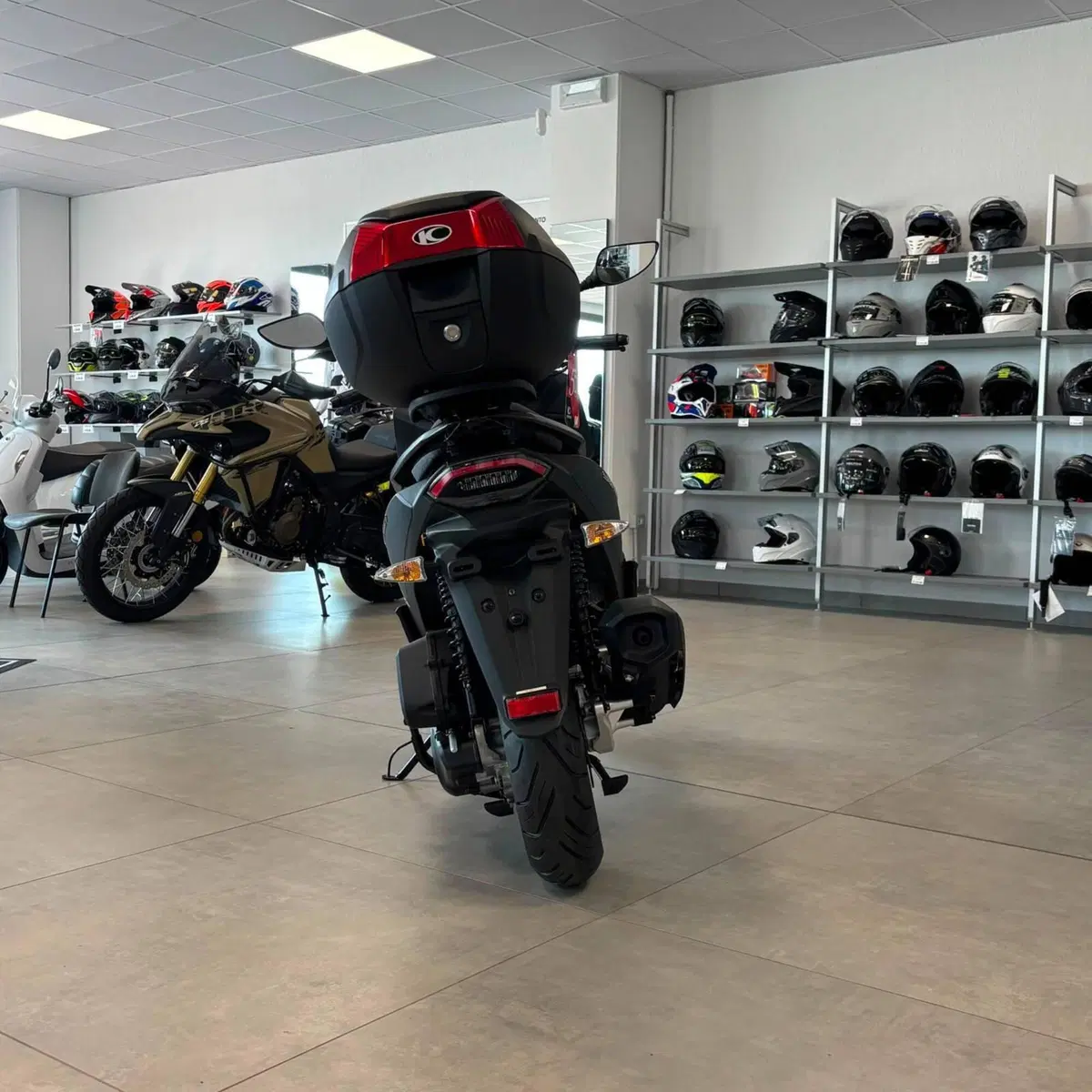 Kymco Skytown 125i (2024 - 26) (4)