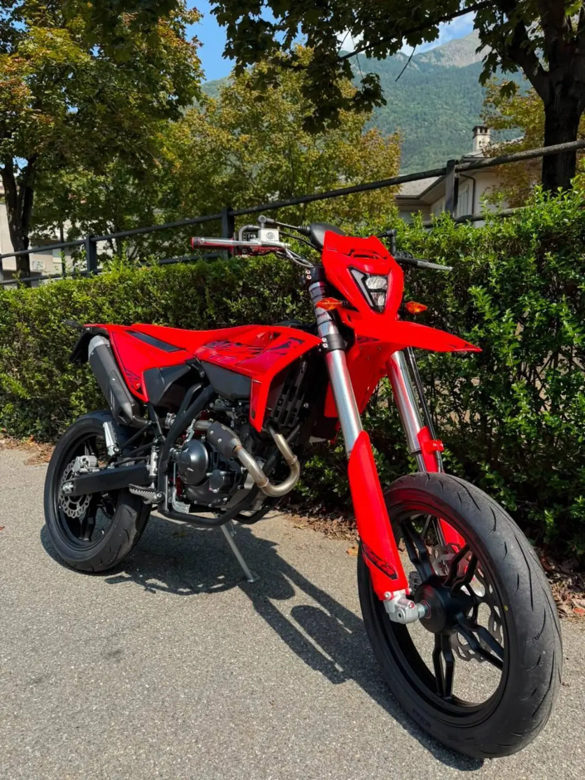 Betamotor RR 125 4T Motard T (2025 - 26) (2)