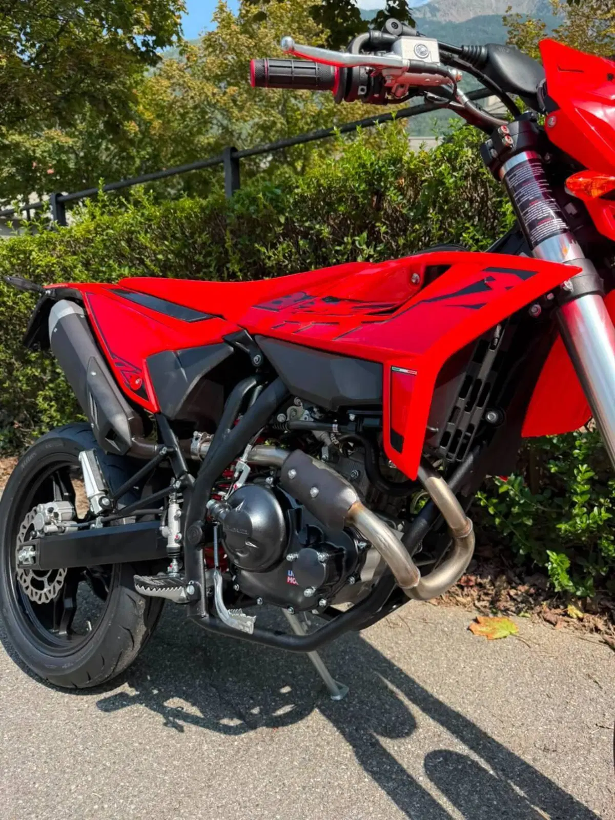 Betamotor RR 125 4T Motard T (2025 - 26) (3)