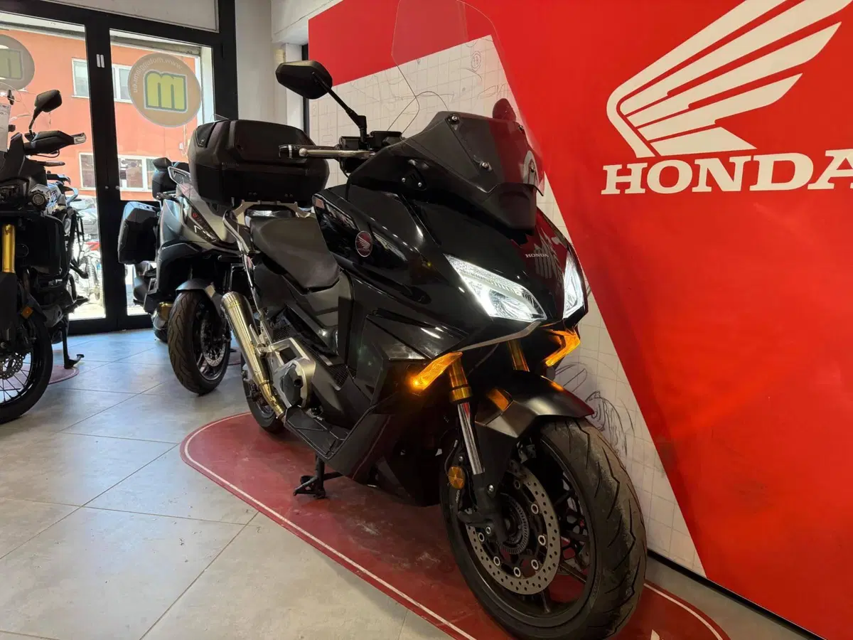 Honda Forza 750 DCT (2021 - 24) (4)