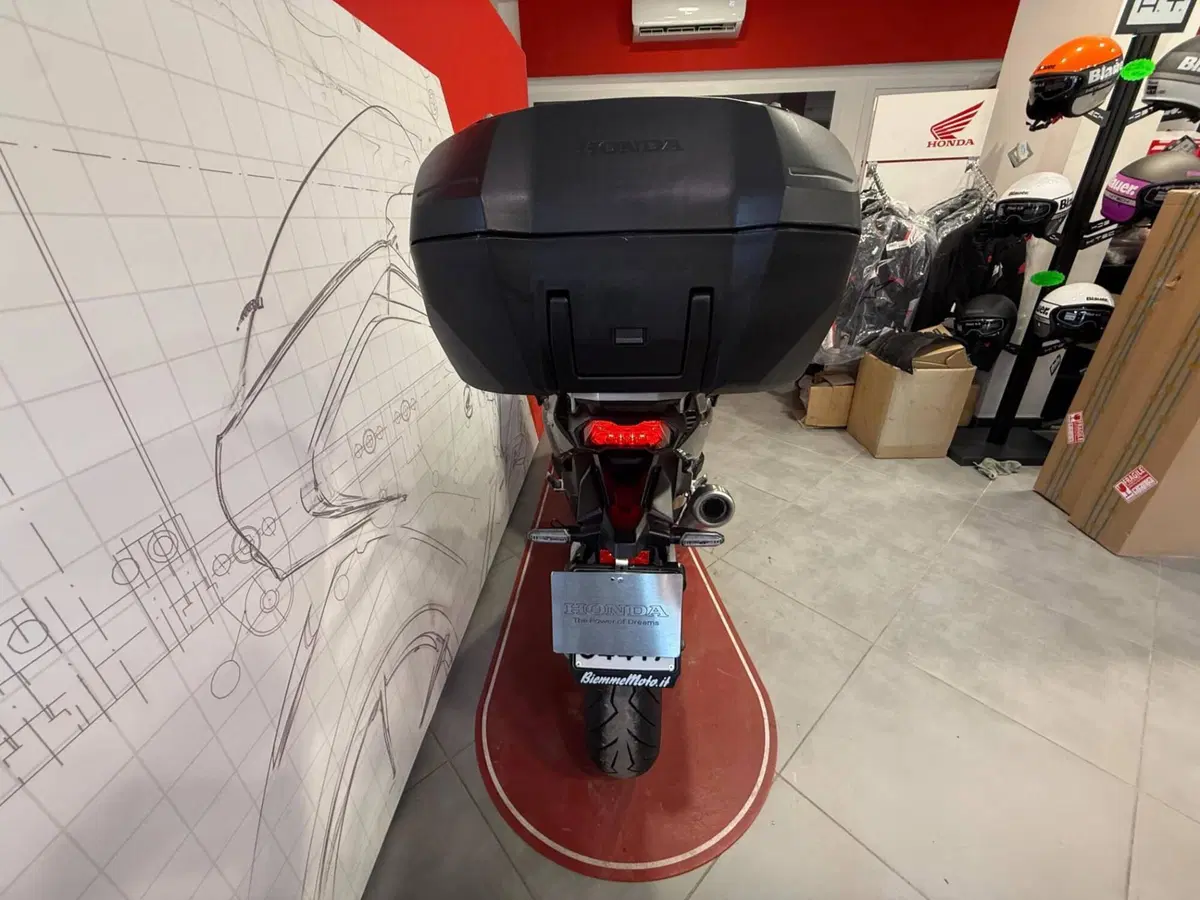 Honda Forza 750 DCT (2021 - 24) (6)