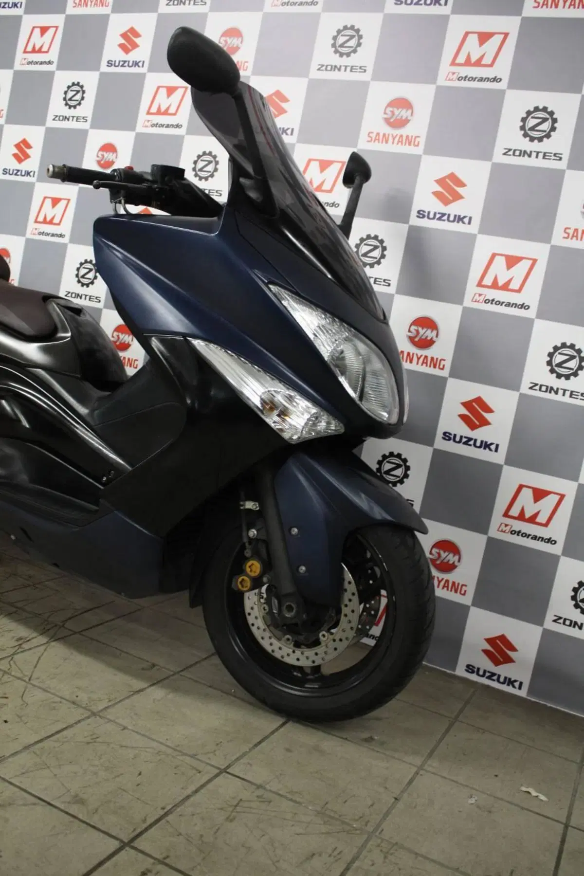 Yamaha T-Max 500 (2008 - 12) (3)