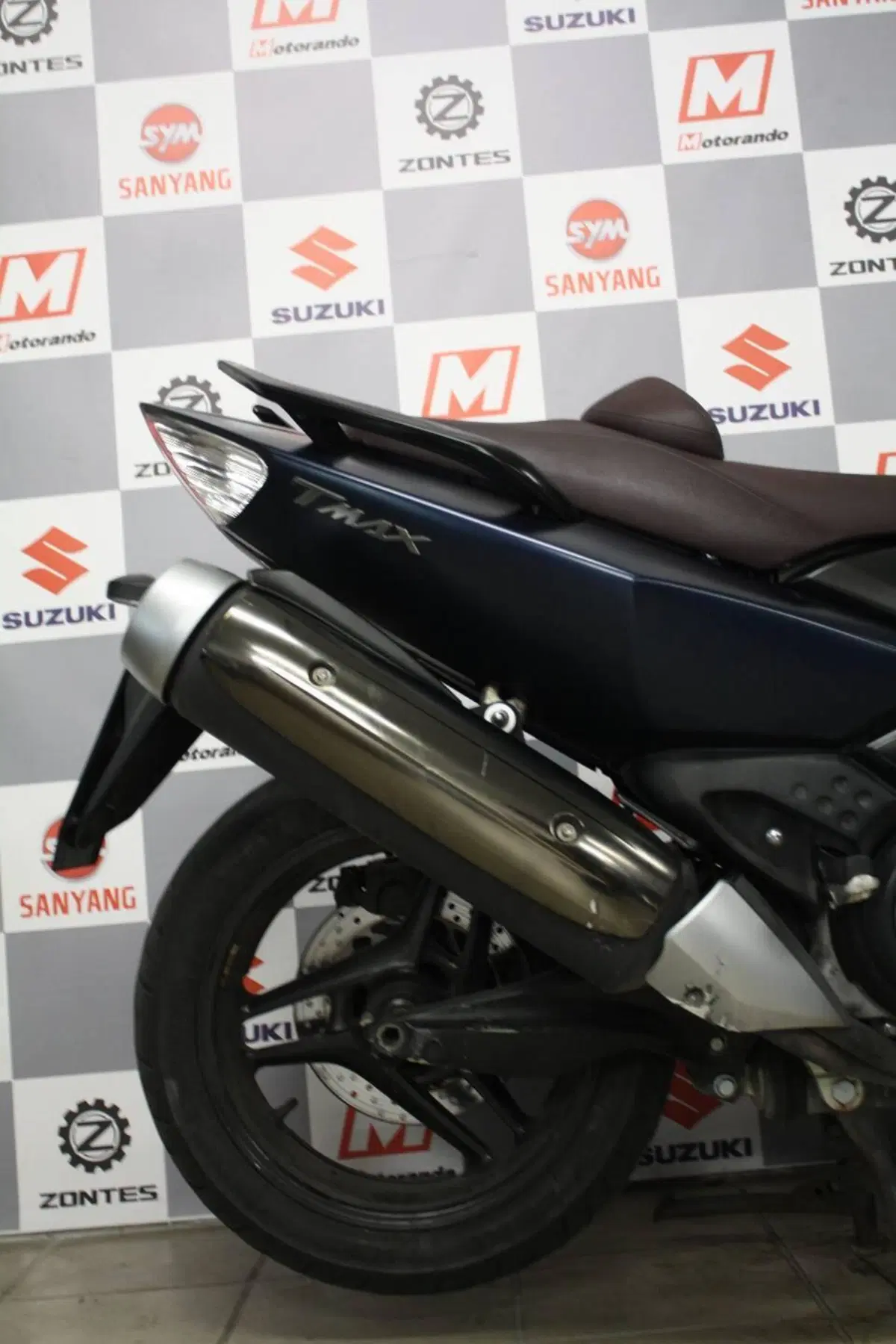 Yamaha T-Max 500 (2008 - 12) (4)