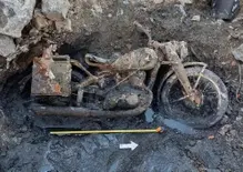 Il Danubio in secca restituisce la storia. Riemerge una moto della Seconda Guerra Mondiale