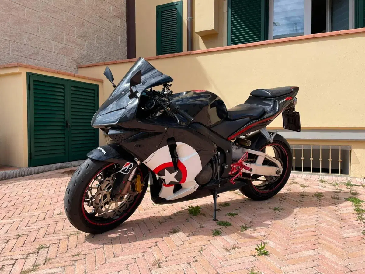 Honda CBR 600 RR (2003 - 04) (2)