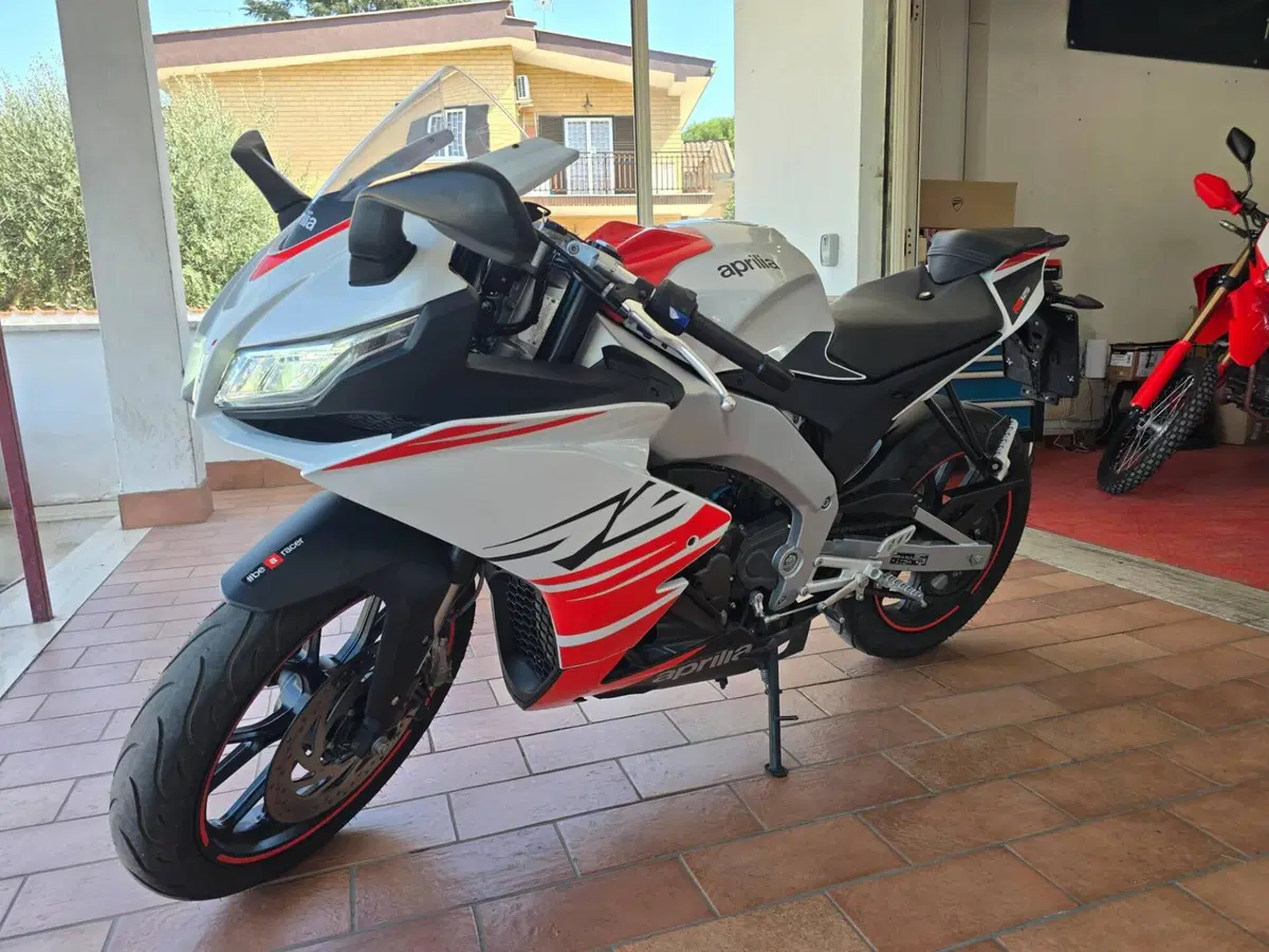 Aprilia RS 125 (2025 - 26) (2)