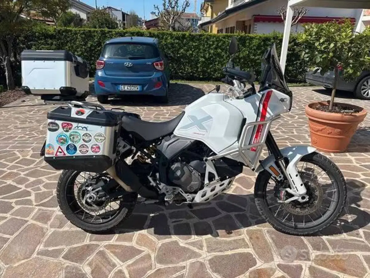 Ducati DesertX (2022 - 25)