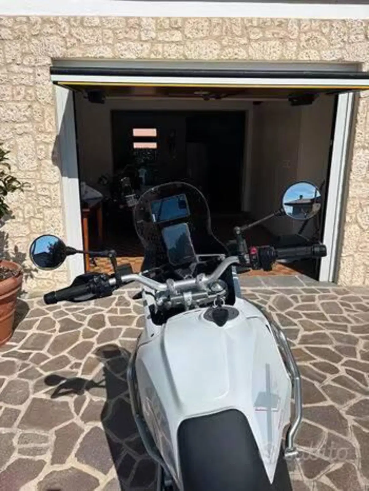 Ducati DesertX (2022 - 25) (4)