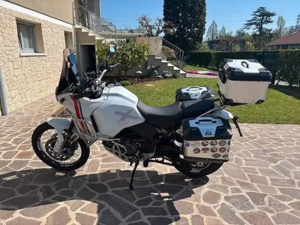 Ducati DesertX (2022 - 25) (2)