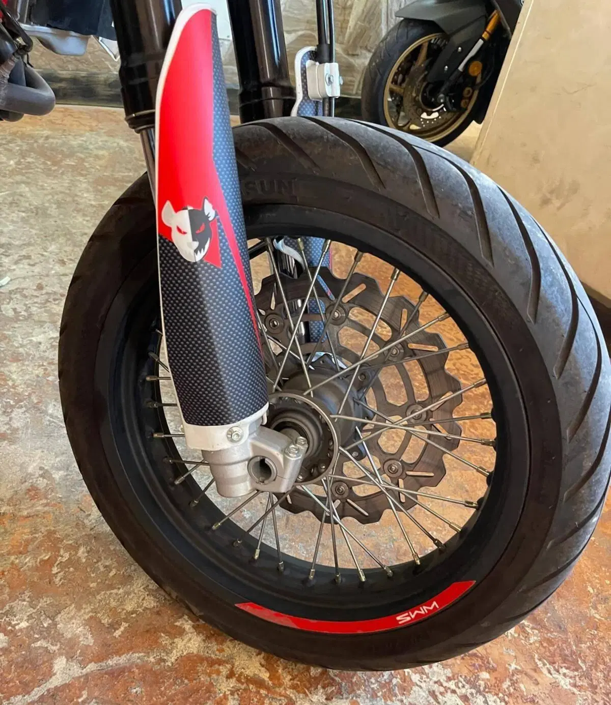 Swm SM 500 R (2025 - 26) (10)