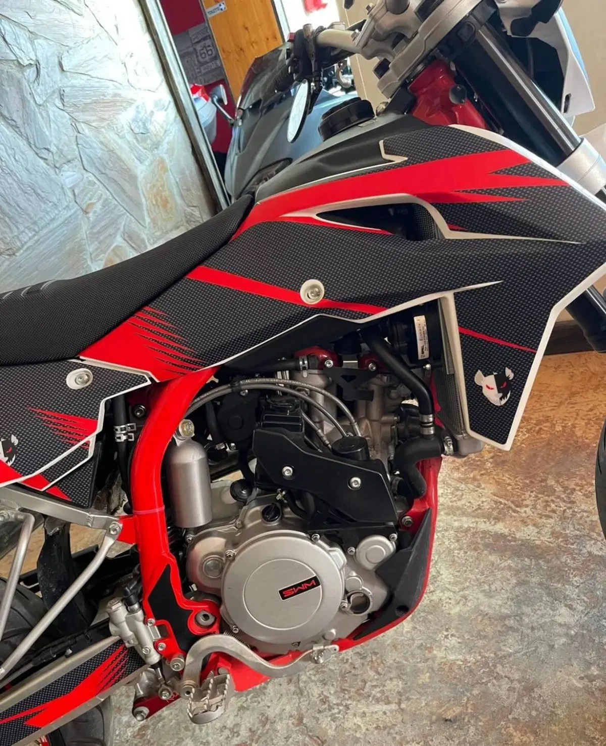 Swm SM 500 R (2025 - 26) (11)