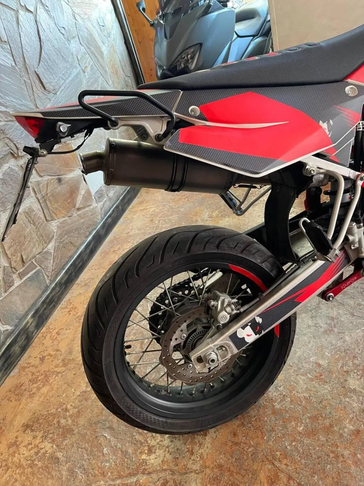 Swm SM 500 R (2025 - 26) (12)