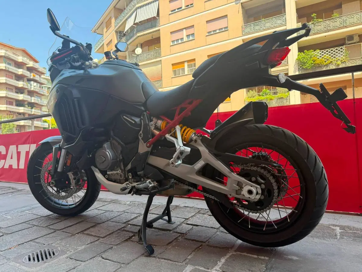 Ducati Multistrada V4 S (2021 - 24) (10)