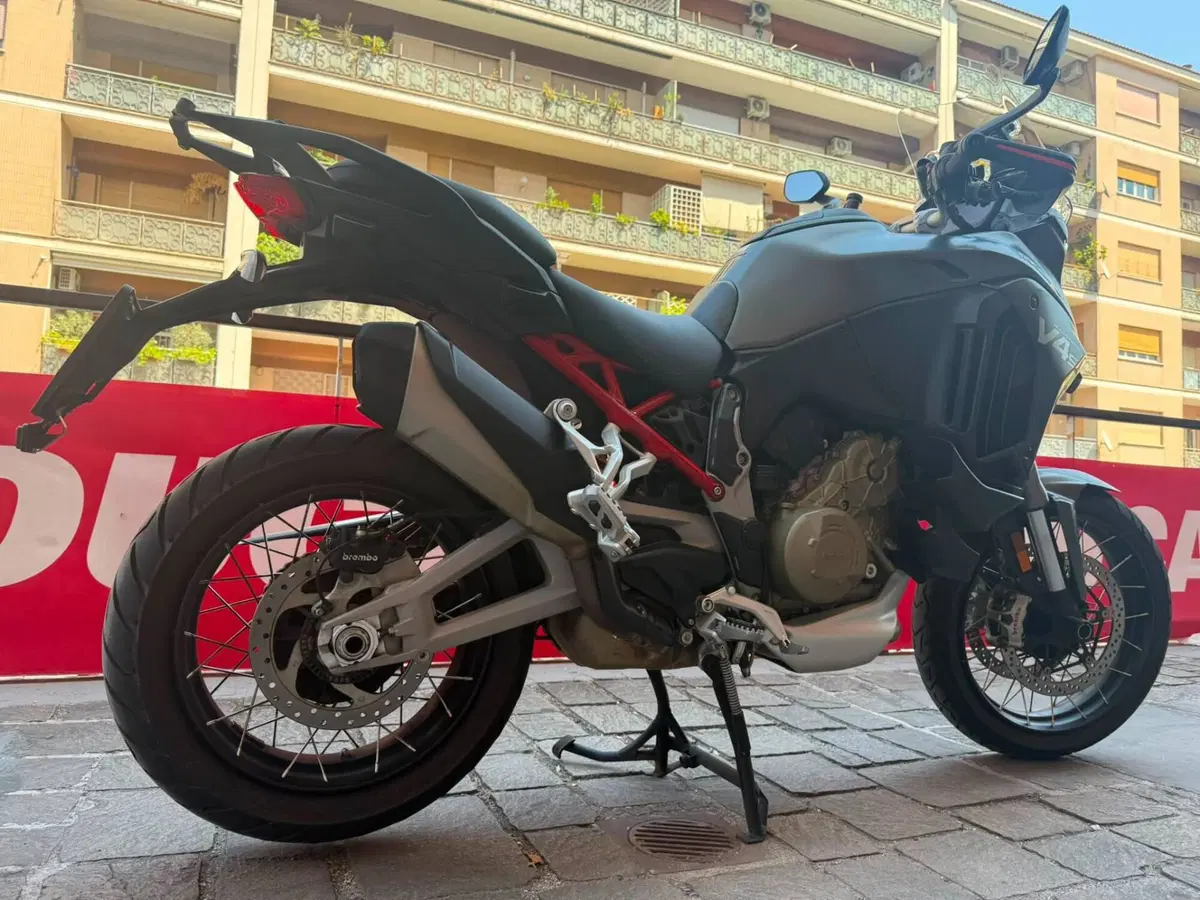 Ducati Multistrada V4 S (2021 - 24) (5)