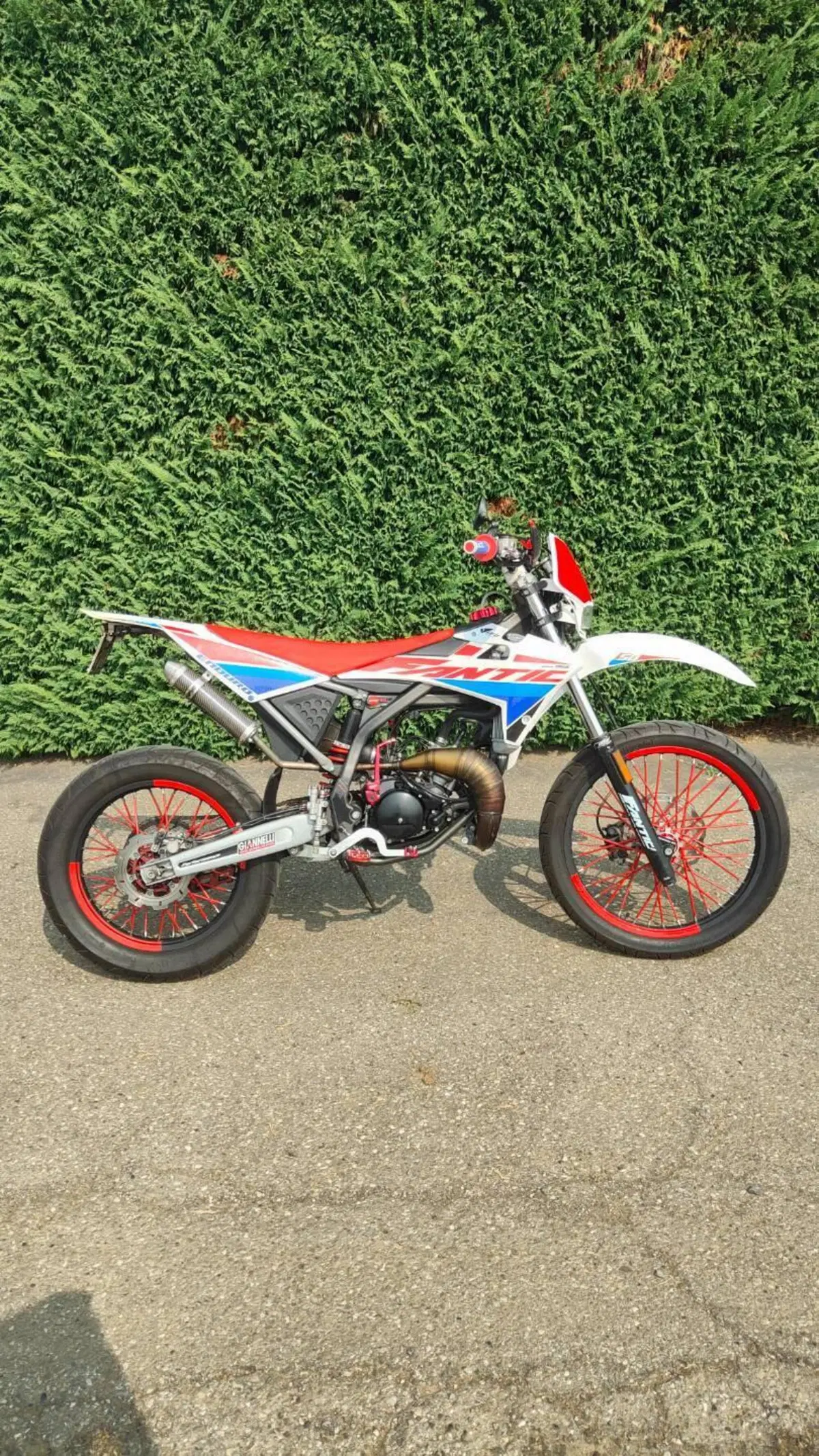 Fantic Motor Enduro 50 E Performance 2t (2019) (2)