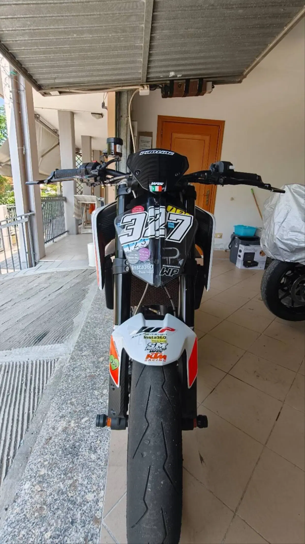 KTM 890 Duke R (2020) (5)