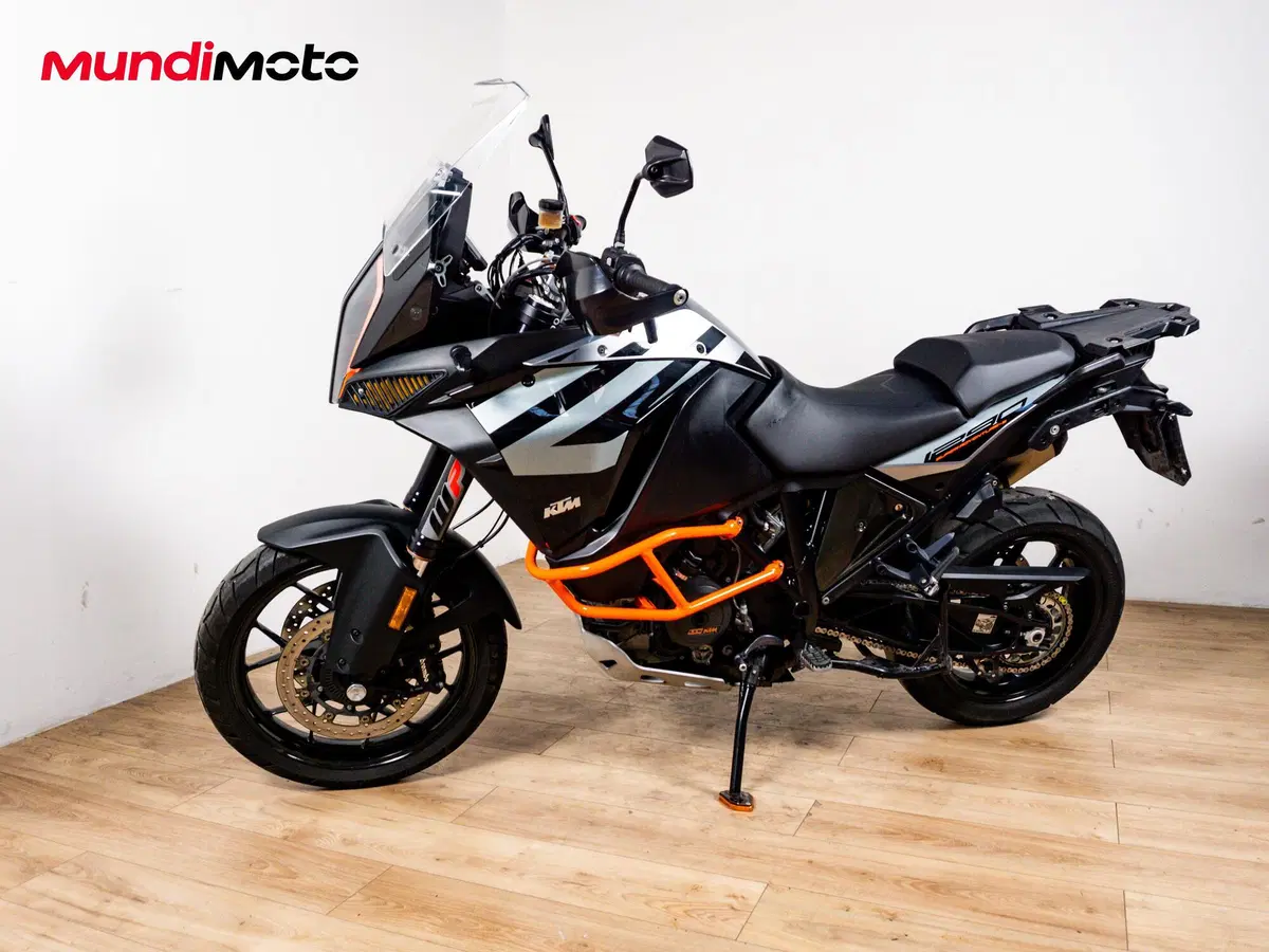 KTM 1290 Super Adventure S (2021) (8)