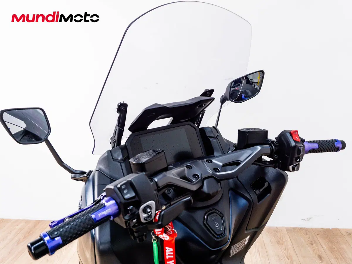Yamaha T-Max 560 Tech Max (2020) (11)