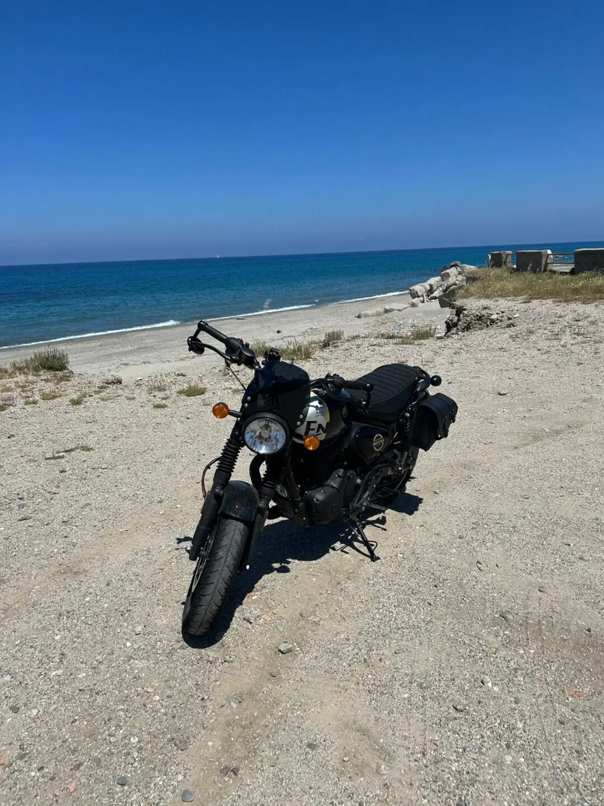 Royal Enfield HNTR 350 (2022 - 26) (2)