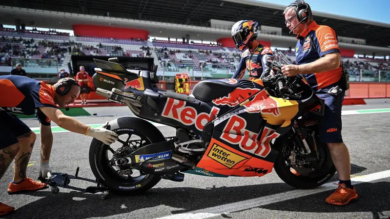 MotoGP 2026. KTM ottiene il via libera per la revisione dei motori delle RC16: "Attueremo le misure correttive il pi&ugrave; rapidamente possibile"