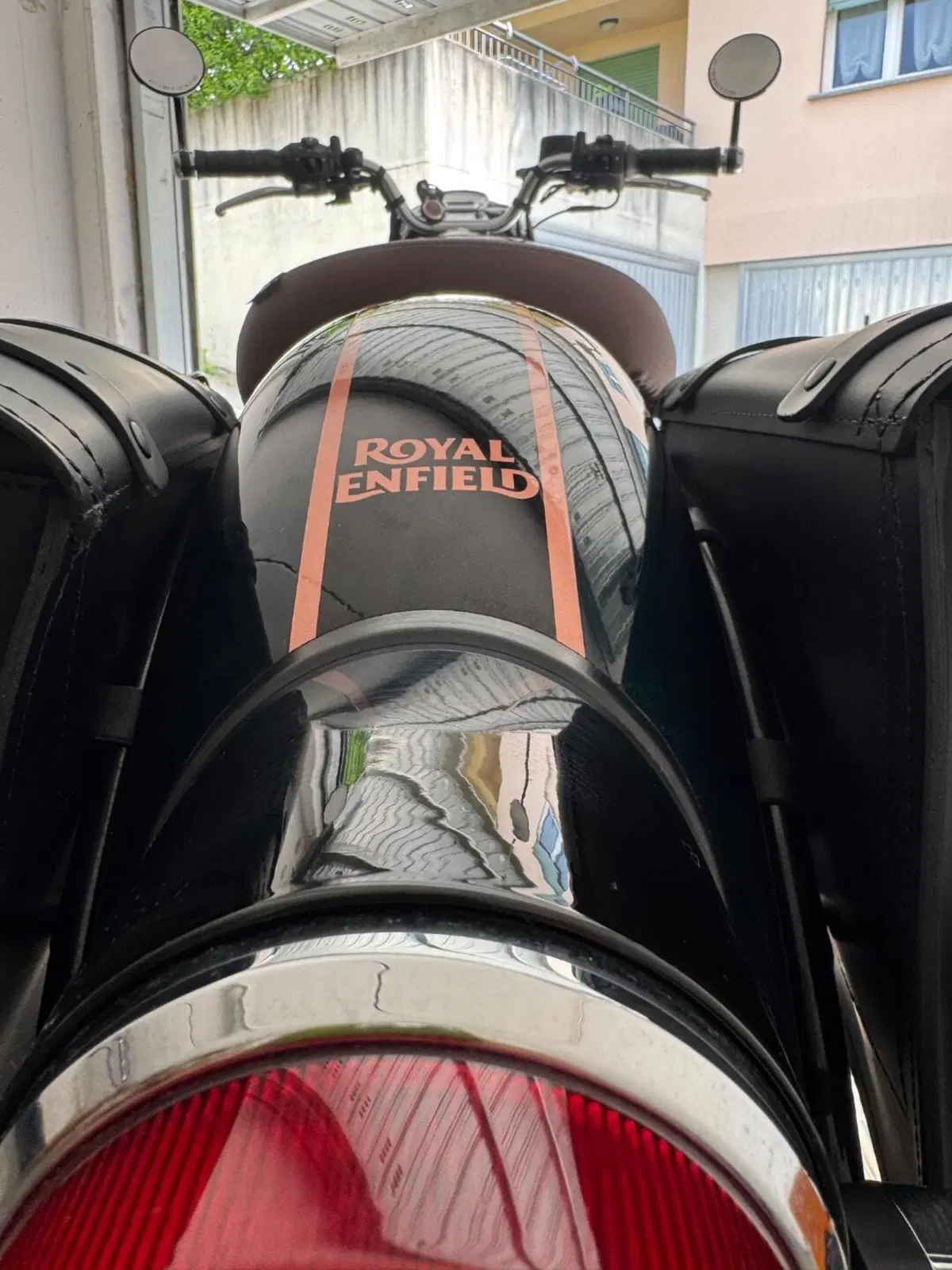 Royal Enfield Classic 350 (2021 - 26) (6)