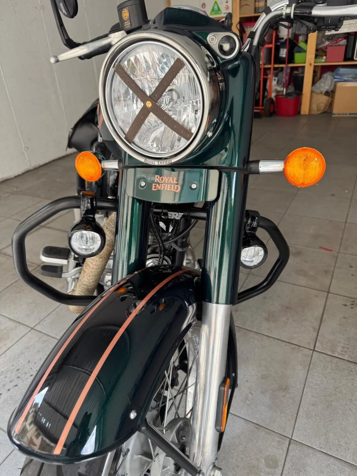 Royal Enfield Classic 350 (2021 - 26) (10)