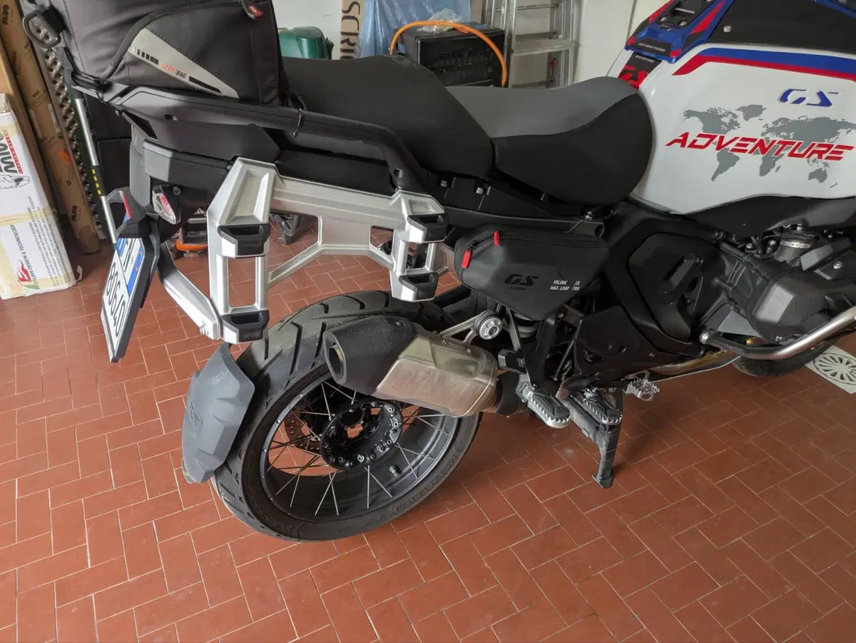Bmw R 1300 GS Adventure Trophy (2025 - 26) (4)