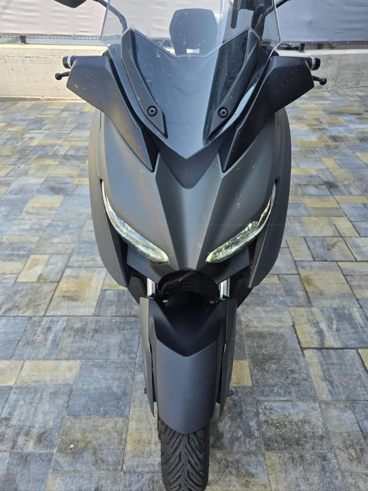 Yamaha X-Max 300 Tech Max (2021 - 24) (2)