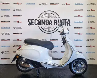 Vespa Primavera 150 (2024 - 25) usata