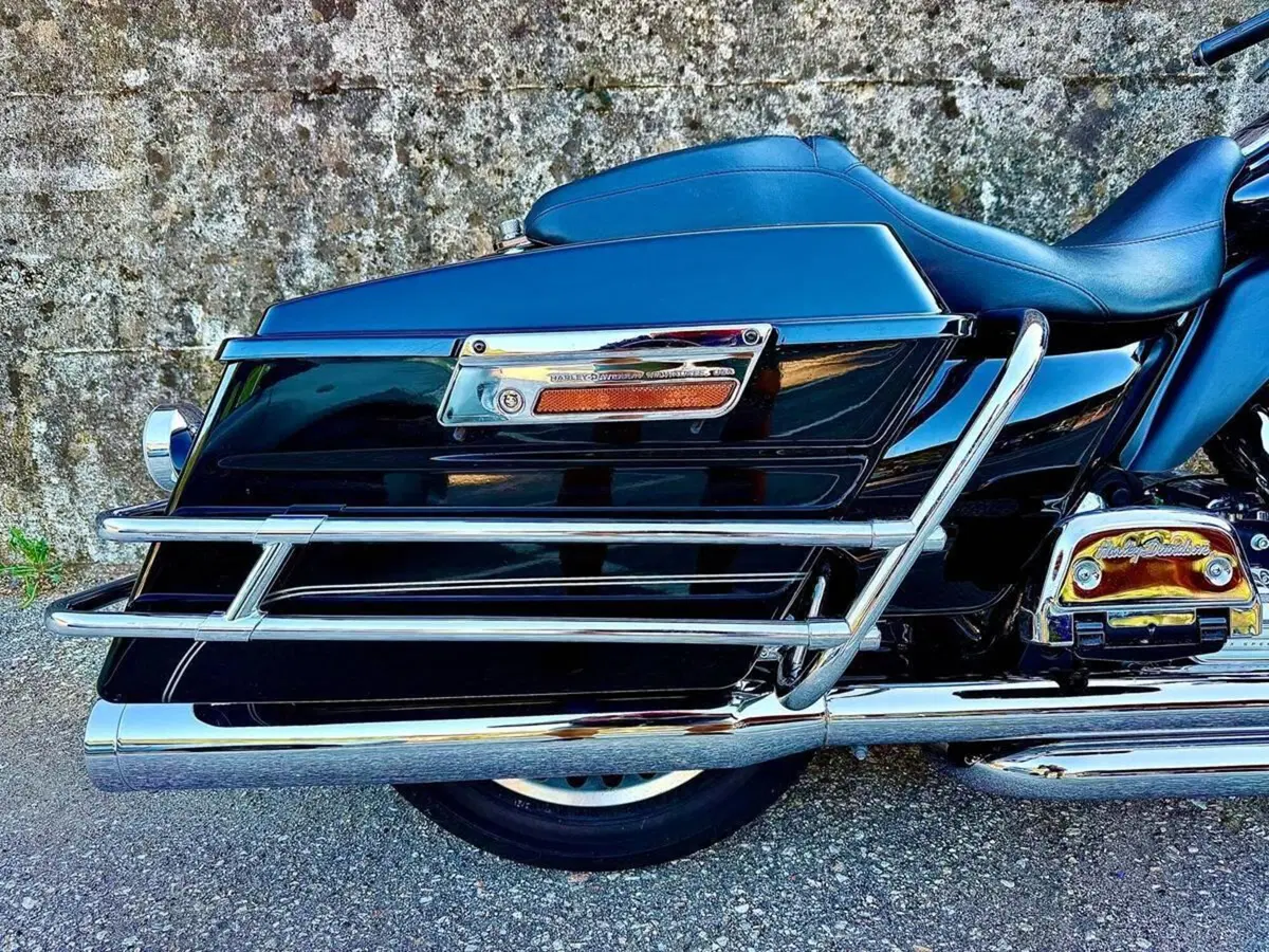 Harley-Davidson 1690 Electra Glide Classic (2010 - 12) - FLHTC (9)