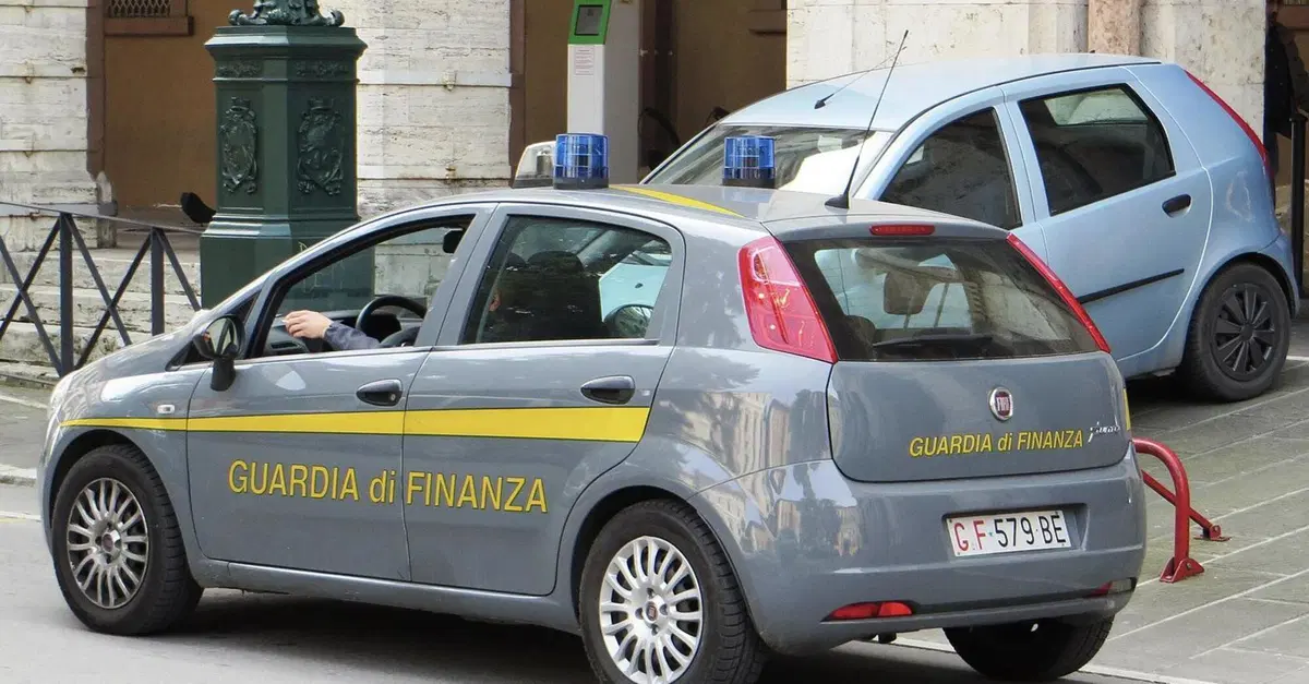 Benzina, cresce non solo il prezzo, aumentano anche le frodi