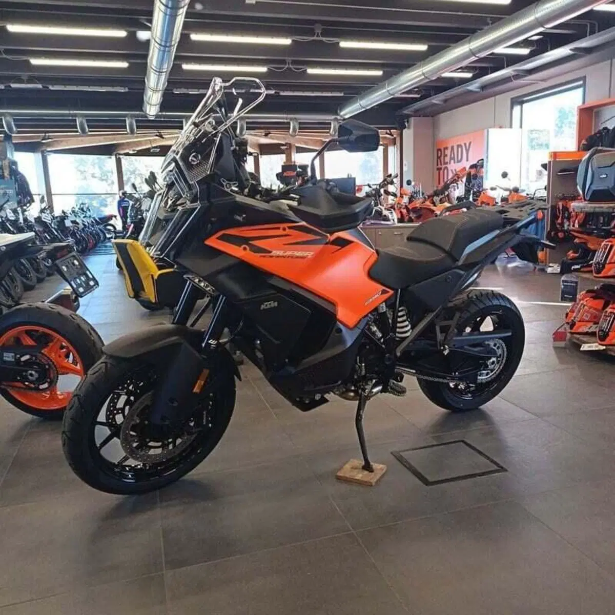 KTM 1390 Super Adventure S (2026) (4)