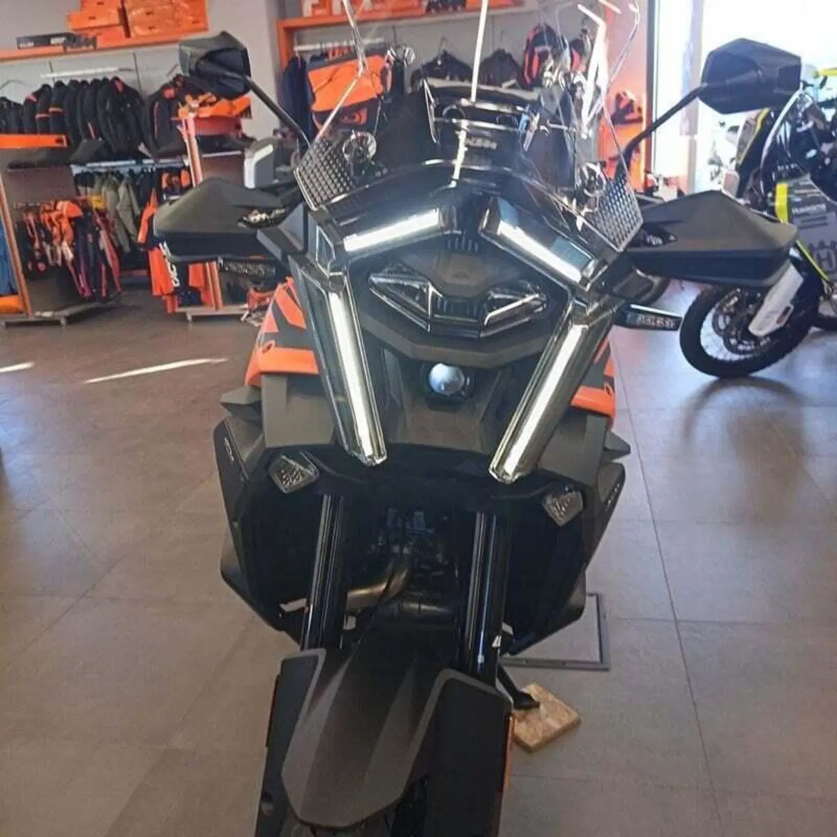 KTM 1390 Super Adventure S (2026) (6)