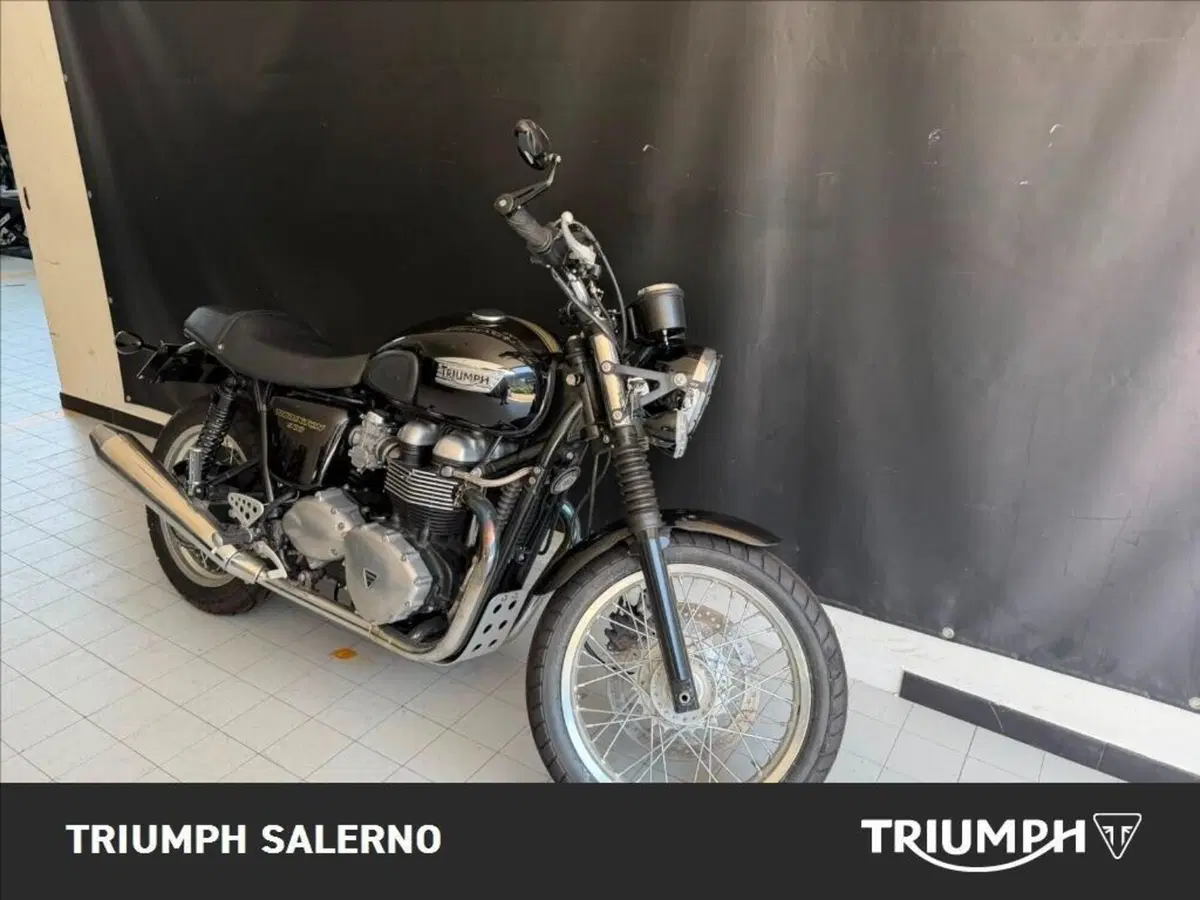 Triumph Thruxton 900 (2004 - 15) (2)