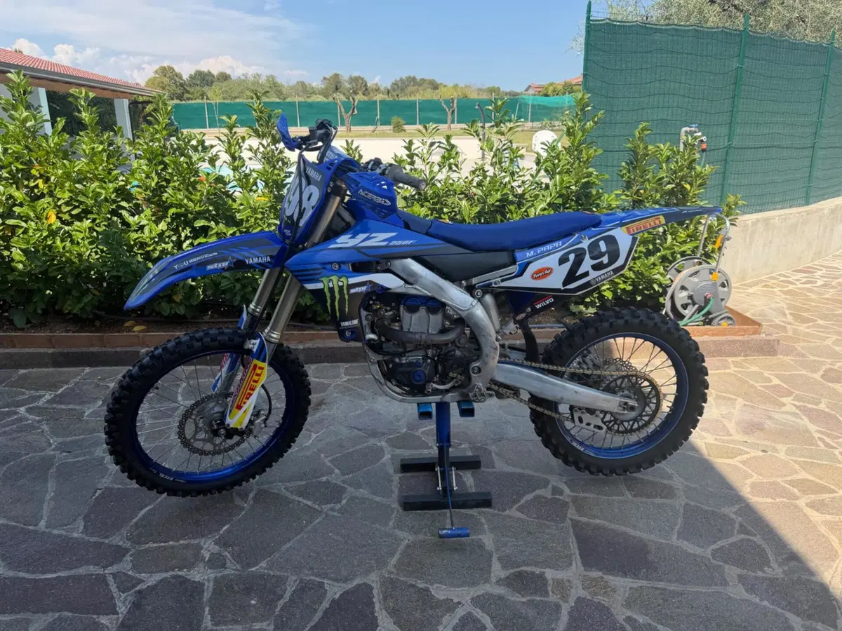 Yamaha YZ 250 F (2021)