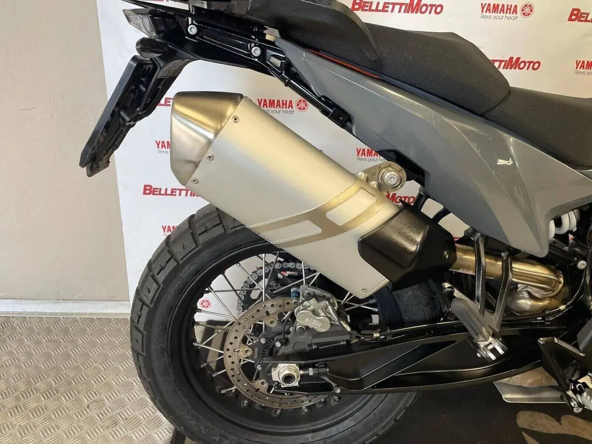 KTM 890 Adventure (2022) (5)