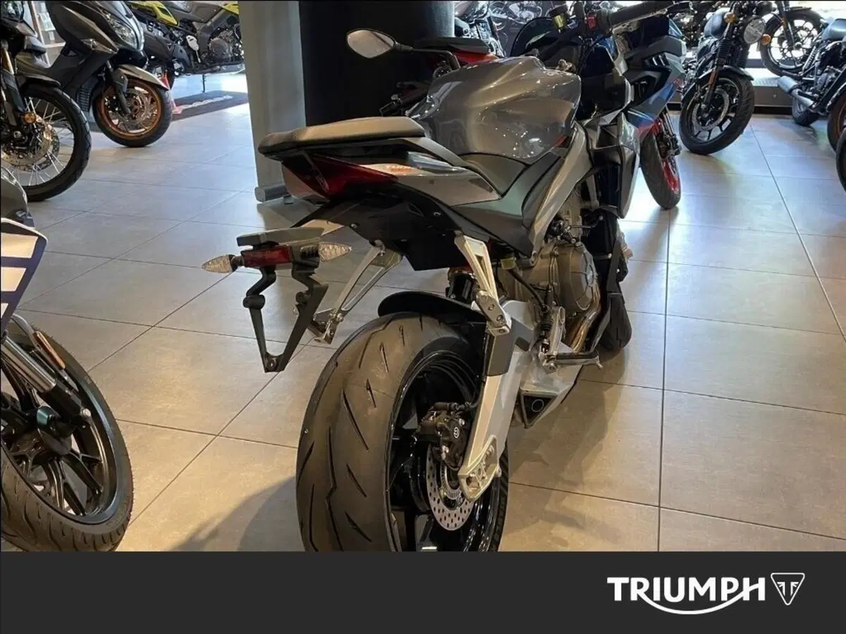 Aprilia Tuono 660 (2021 - 25) (3)
