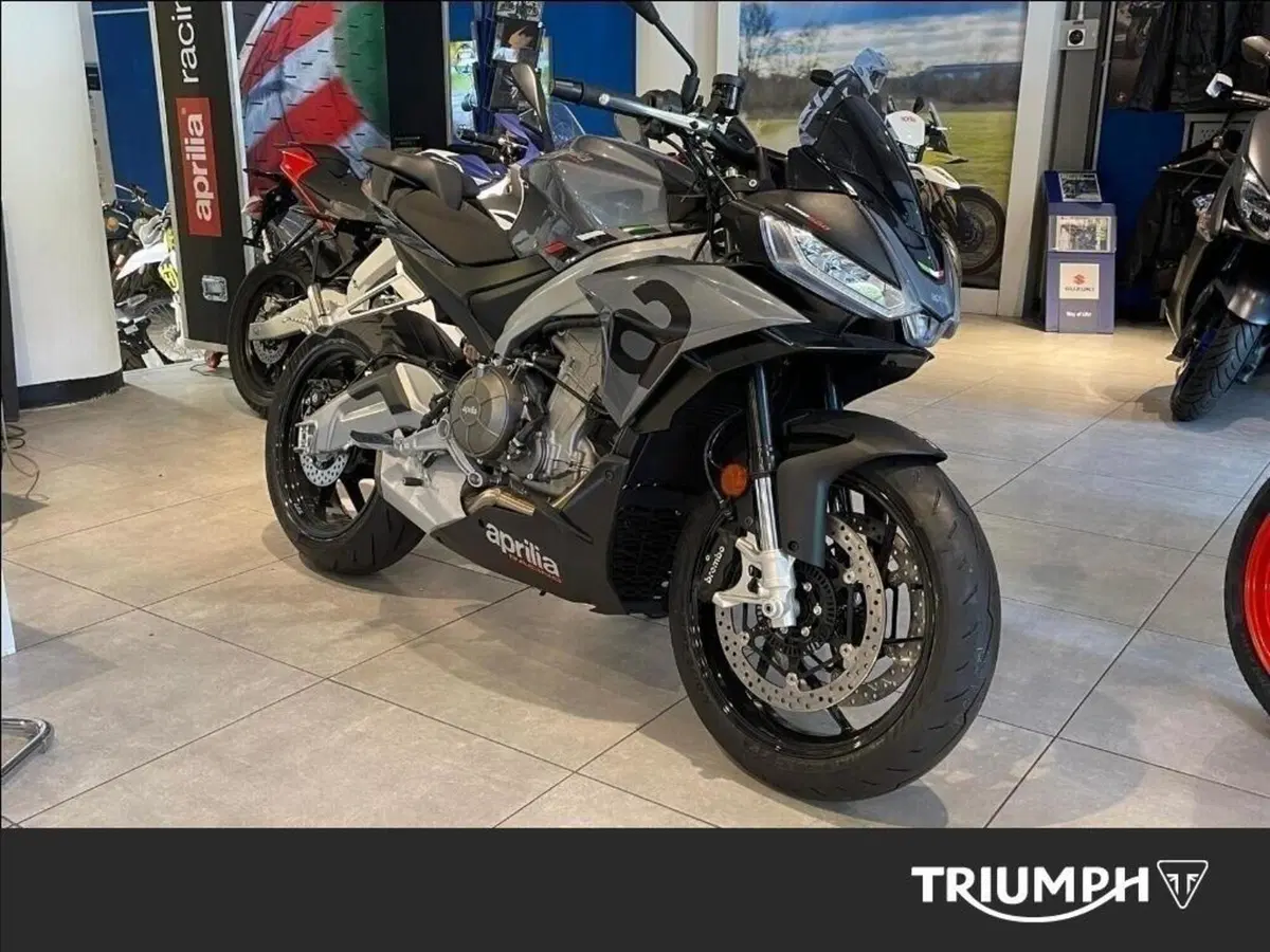 Aprilia Tuono 660 (2021 - 25) (2)