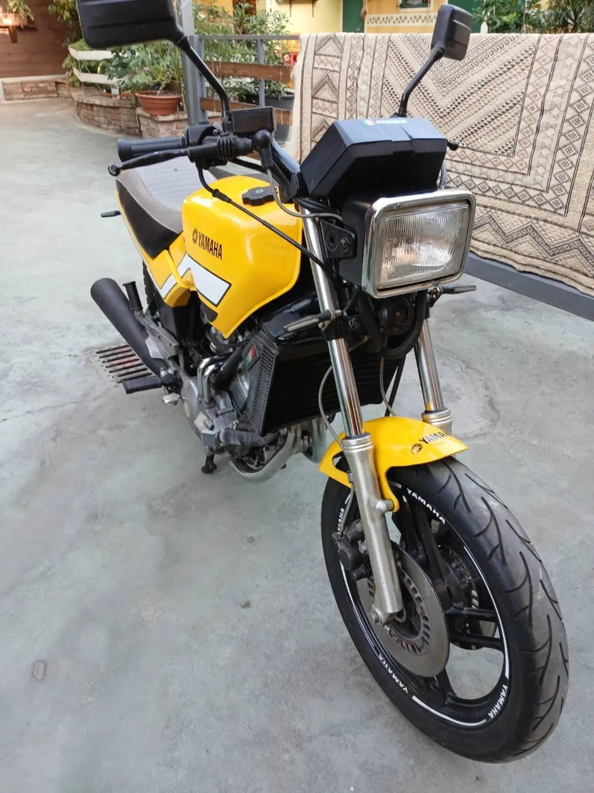 Yamaha Xz550  (5)