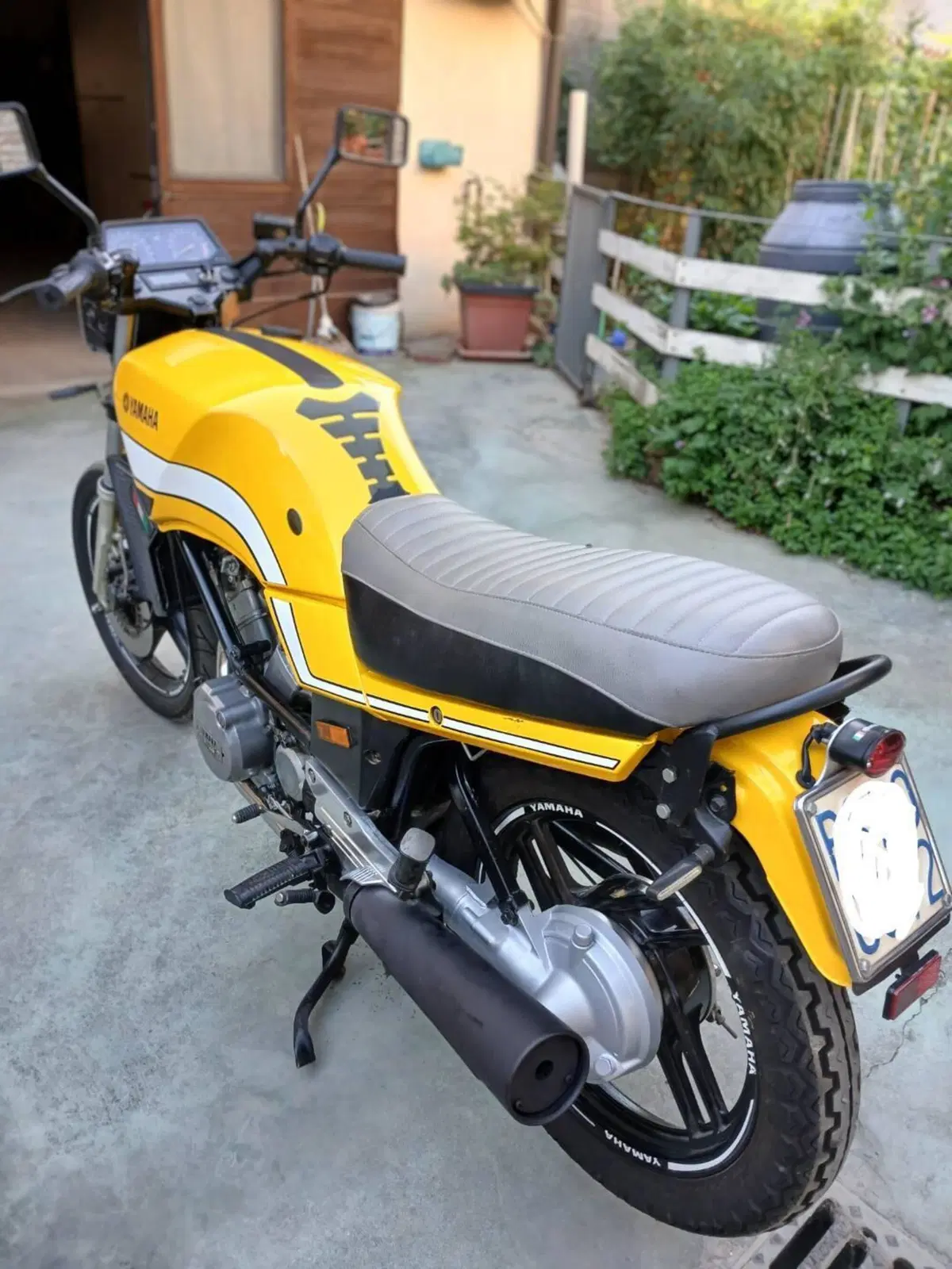 Yamaha Xz550  (7)