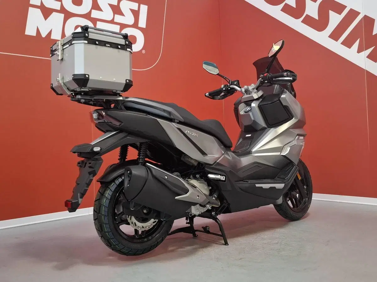Sym ADX 300 (2024 - 26) (3)