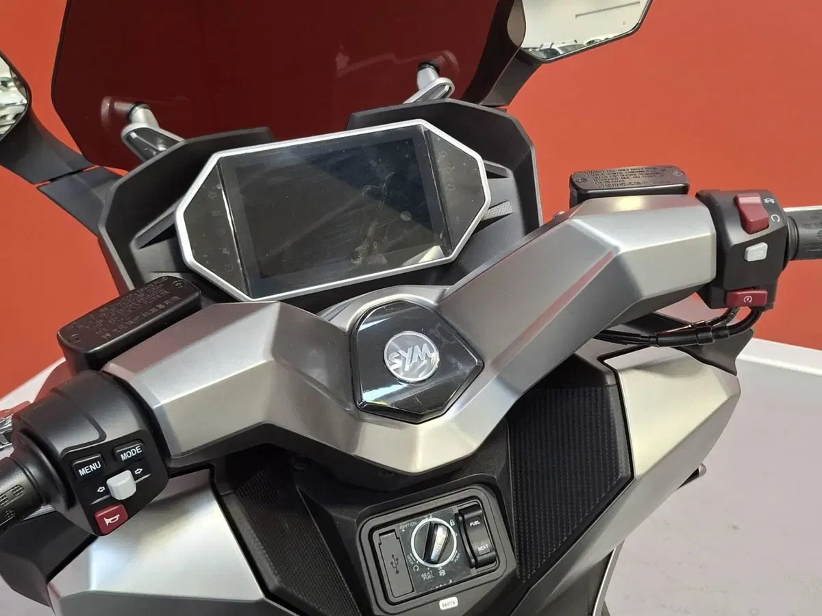 Sym CruiSym 400 (2026) (9)