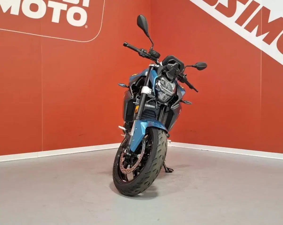 Bmw F 900 R (2021 - 24) (5)