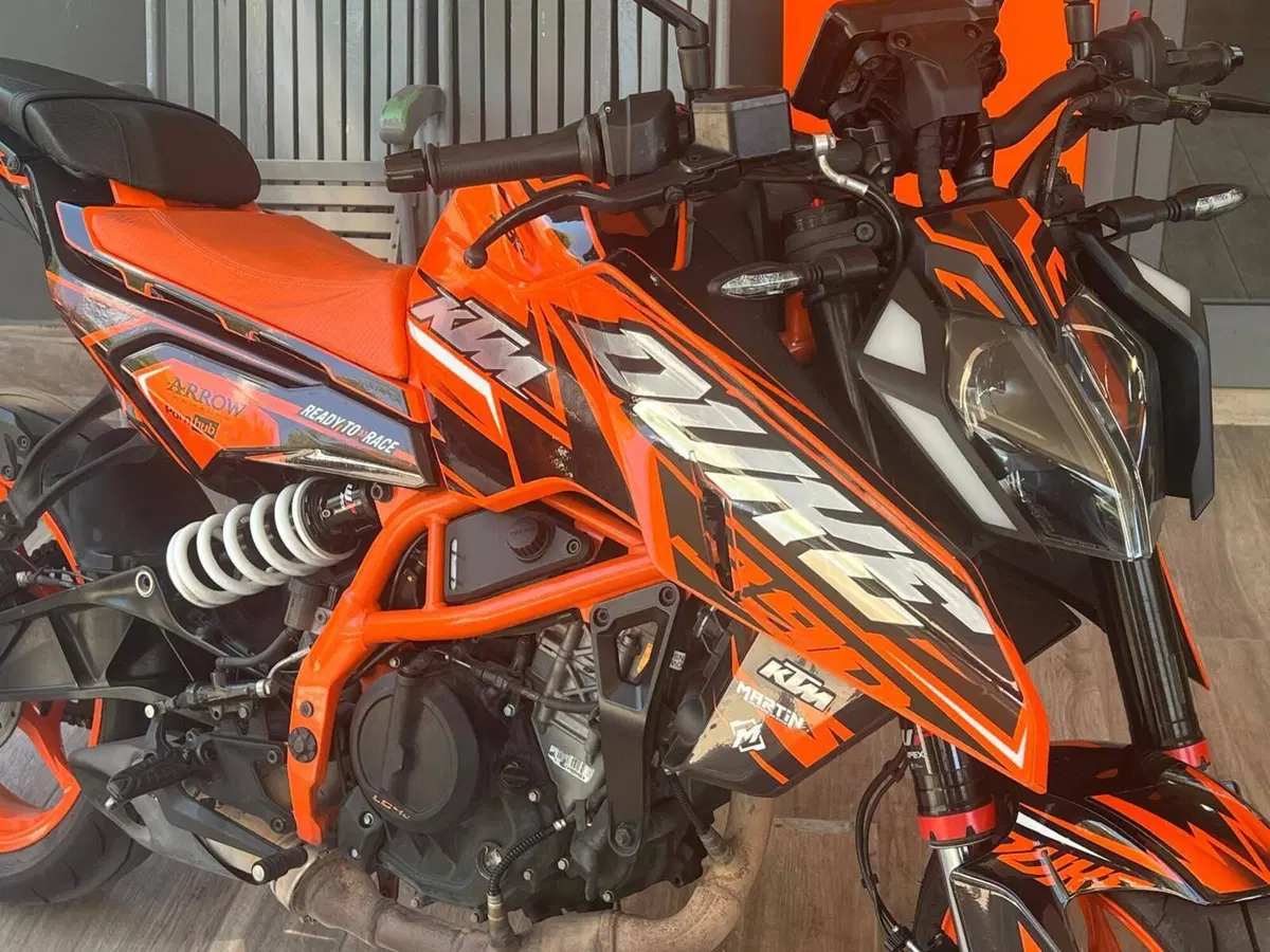 KTM 390 Duke (2024 - 25) (2)