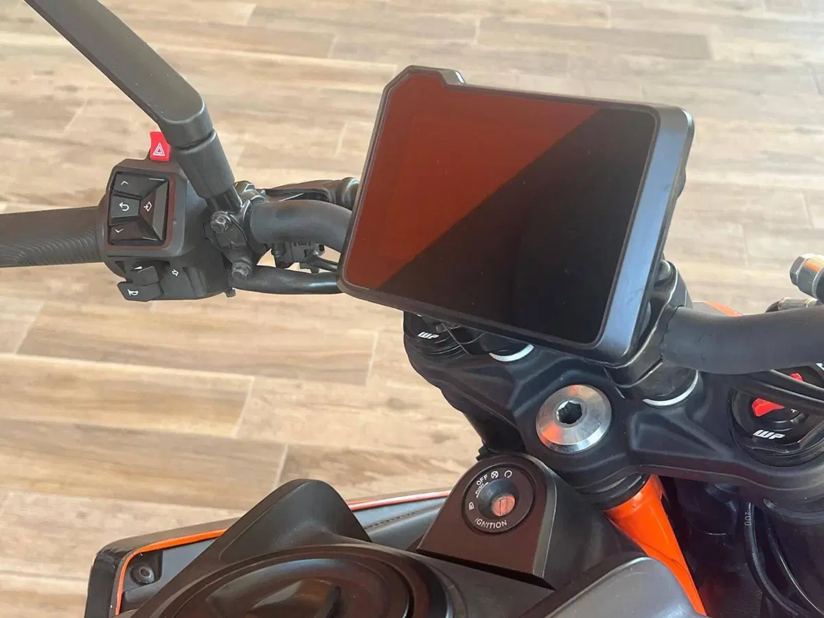 KTM 390 Duke (2024 - 25) (11)